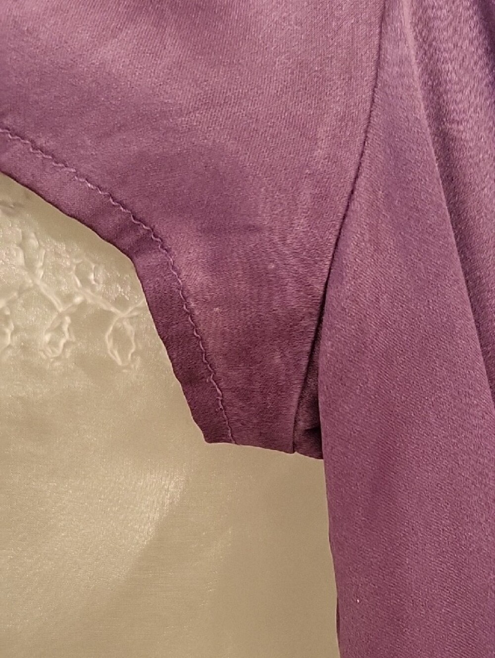 Le Chateau Lilac Purple Stretch Silk Tailored Short Sleeve Blouse with Belt, M - Picture 15 of 16